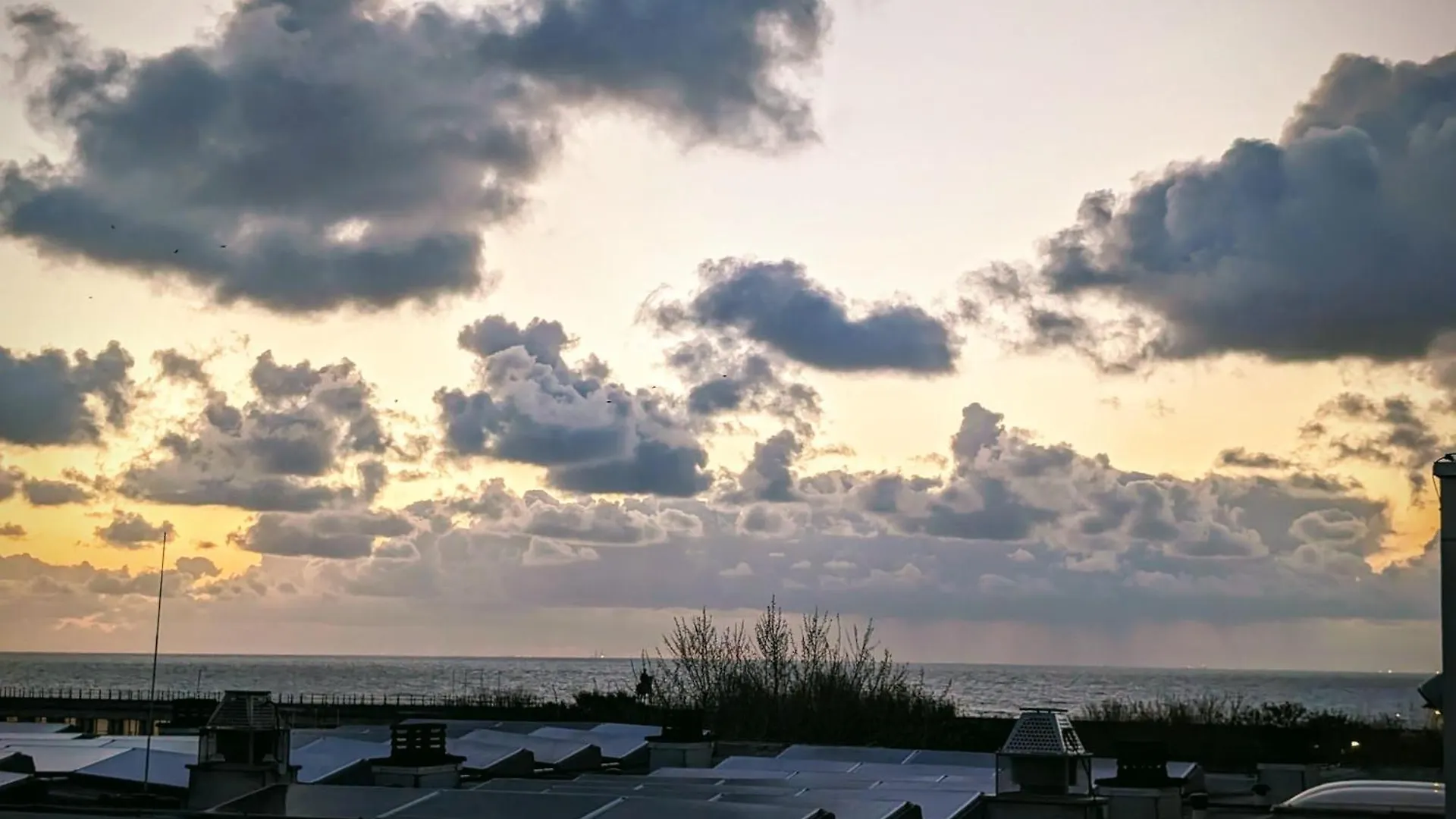 Huswell - Penthouse With Big Terrace And Sea View Διαμέρισμα Οστένδη